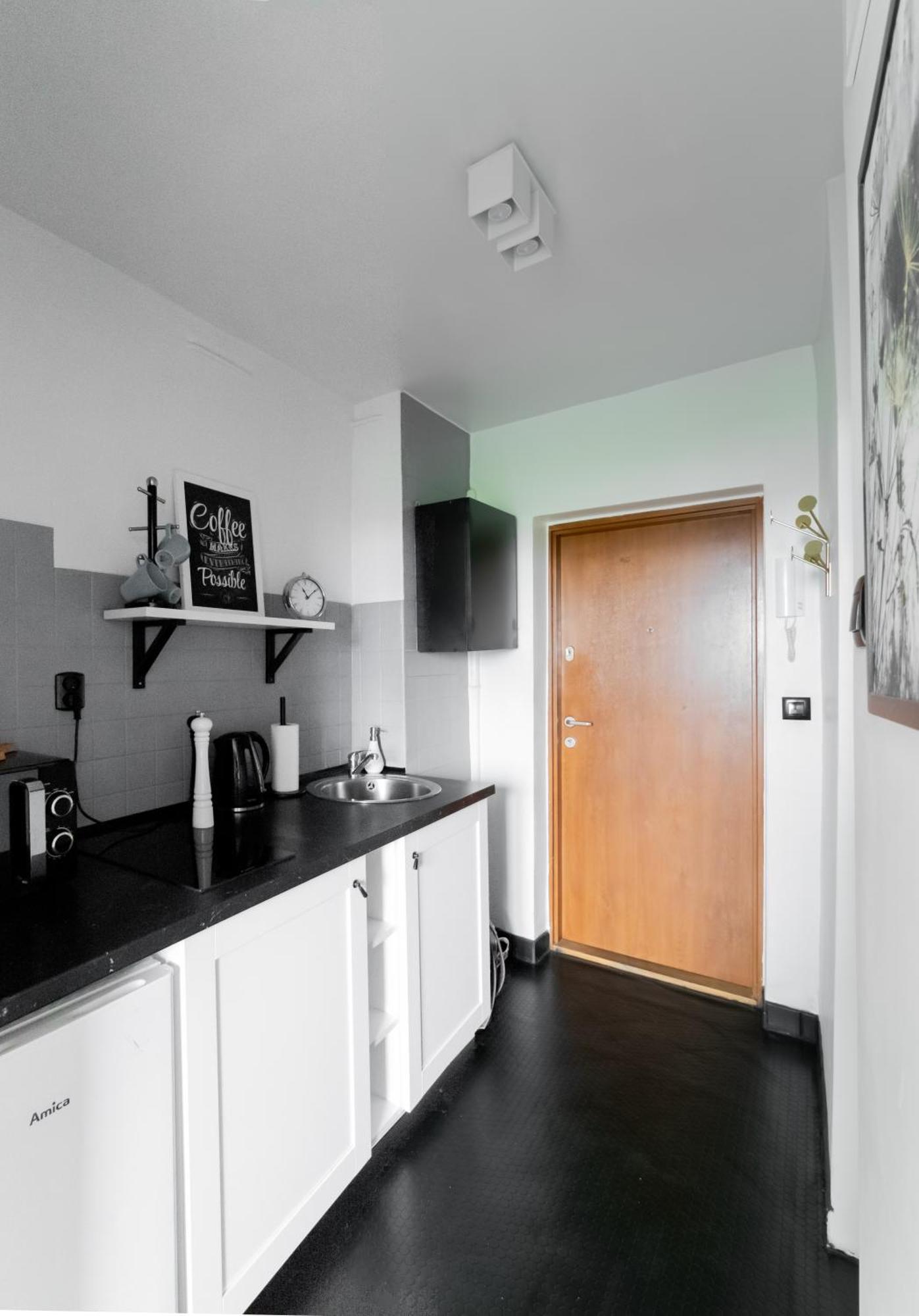 Piotrapartments - Daleka Cozy Train&Airport Apartment Warsaw Ngoại thất bức ảnh
