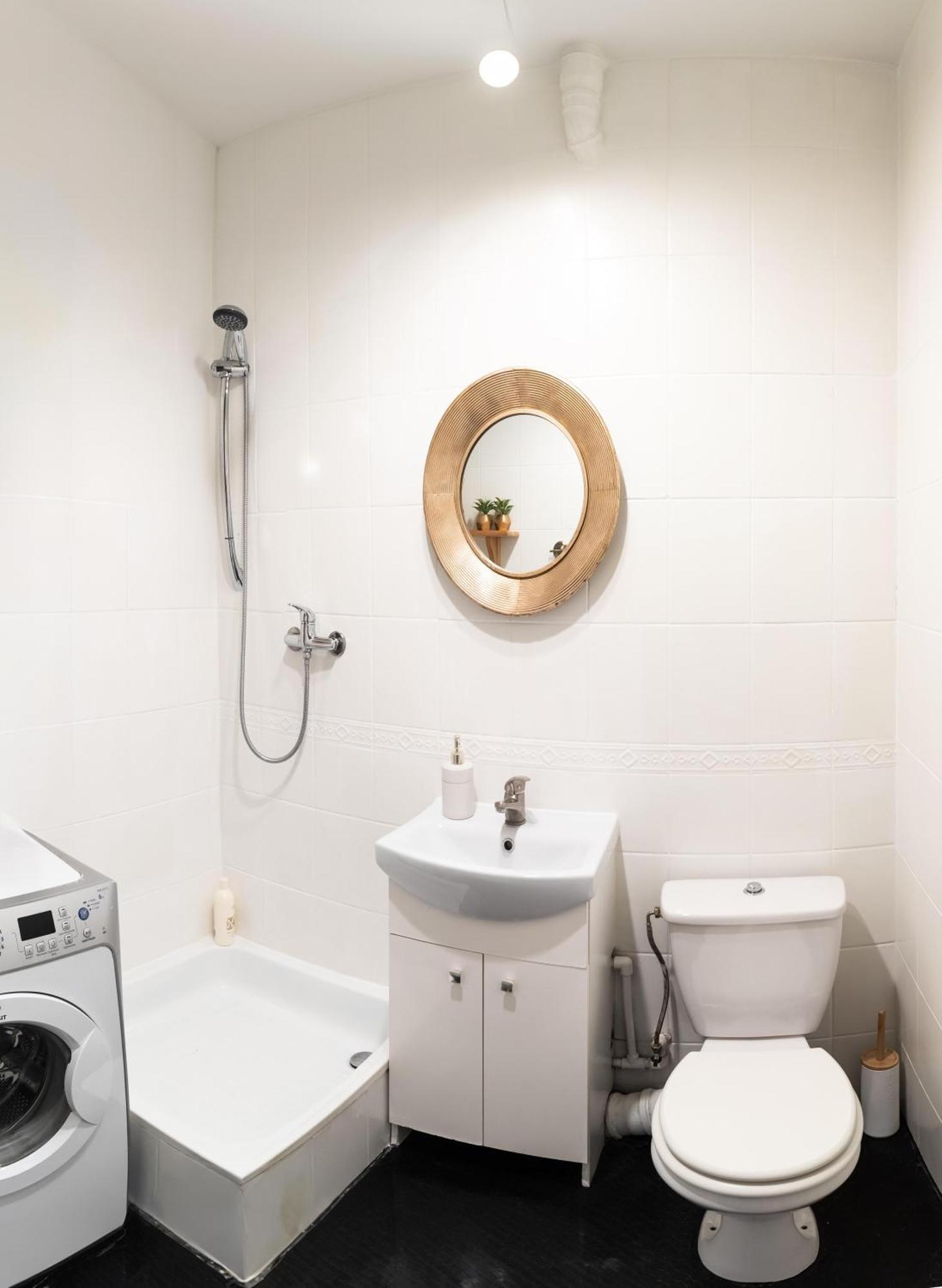 Piotrapartments - Daleka Cozy Train&Airport Apartment Warsaw Ngoại thất bức ảnh