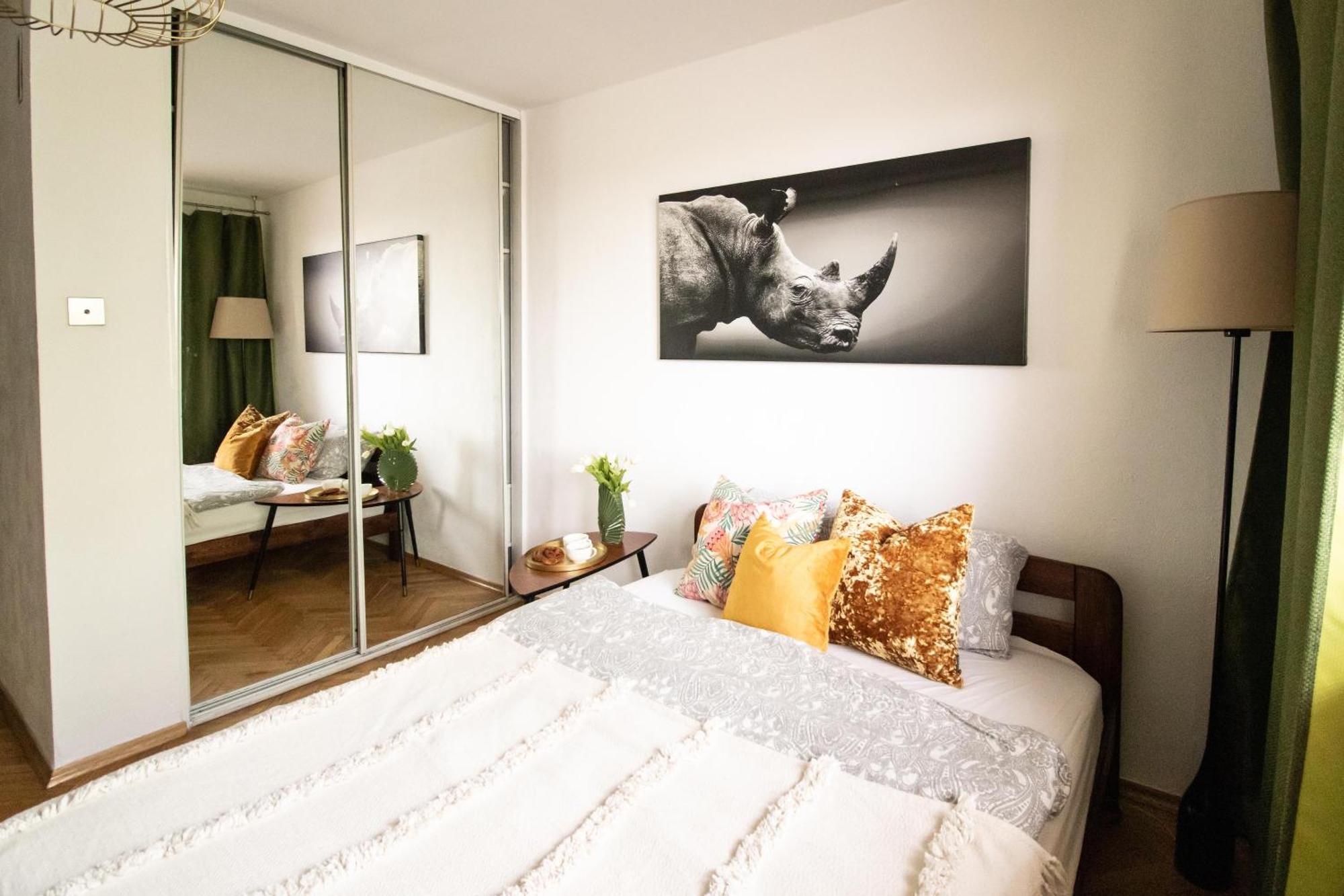Piotrapartments - Daleka Cozy Train&Airport Apartment Warsaw Ngoại thất bức ảnh